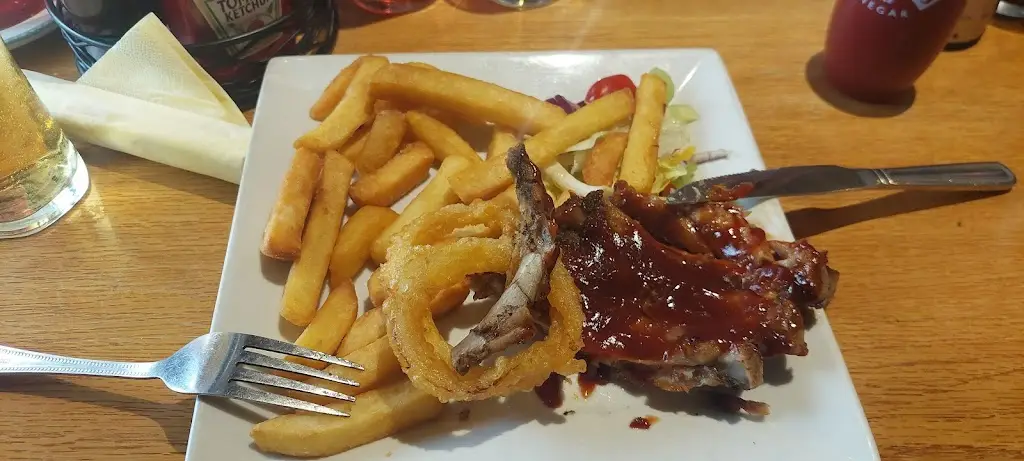 stephen jefferies_The Barge & Bottle_Cranwell_review