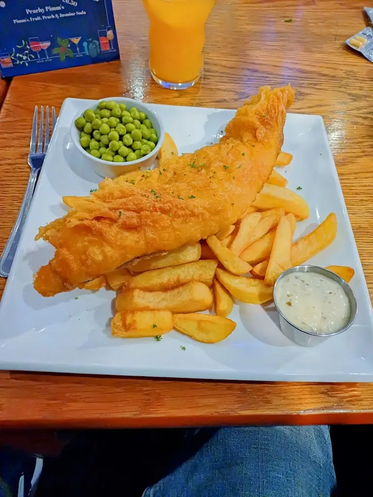 The Barge & Bottle_Cranwell_slider_image_2