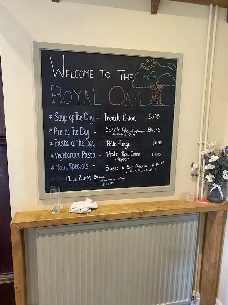Menu_Royal Oak Heckington_Cranwell_image_2
