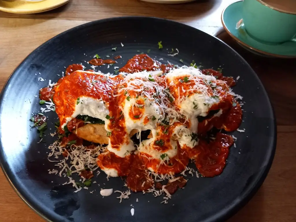 Rach Williams_Tablez Cafe Bistro_Cranwell_review