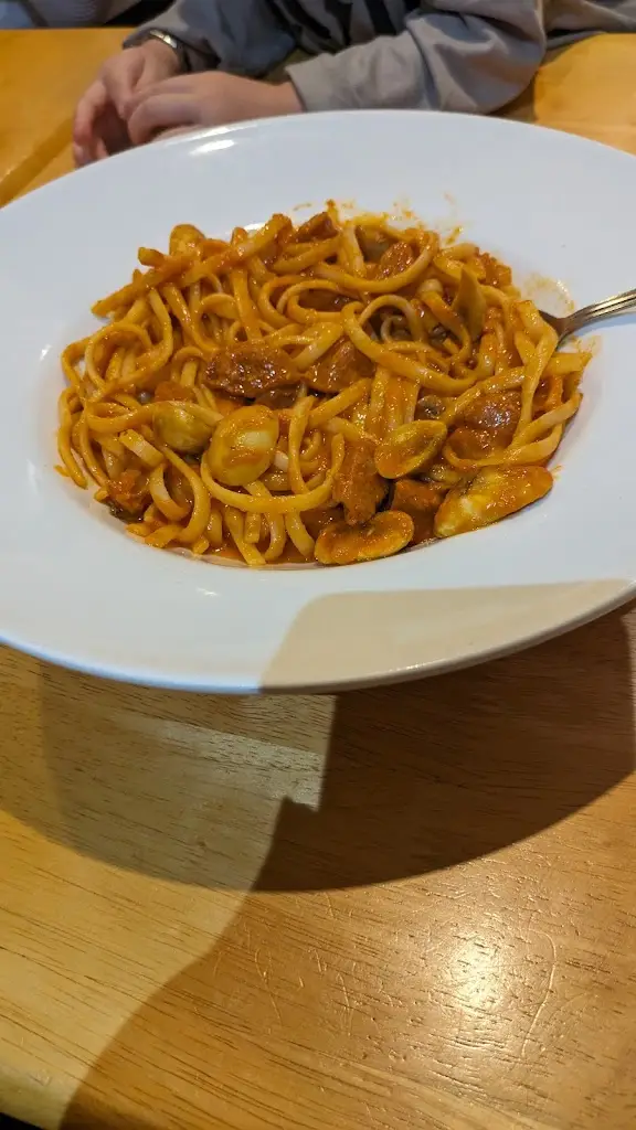 Tracy Robinson_Pasco's Italian_Cottingham_review