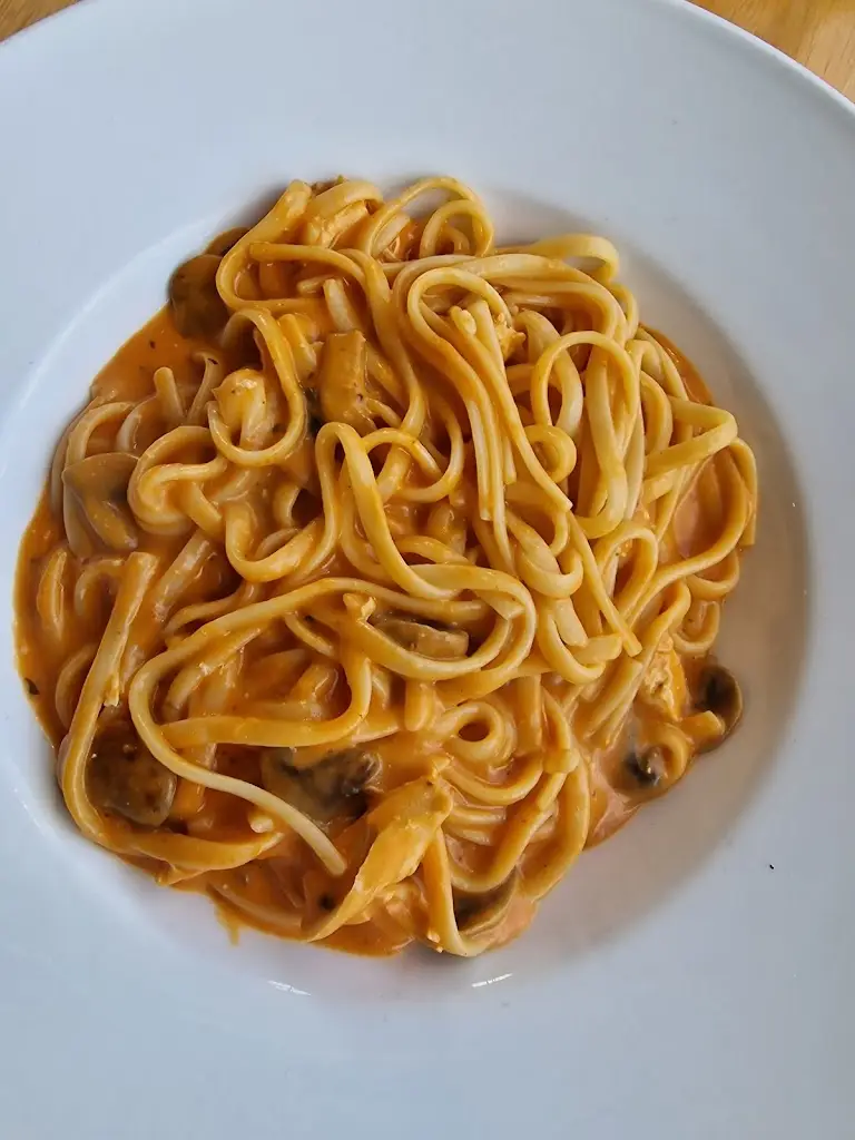 Pasco's Italian_Cottingham_slider_image_2