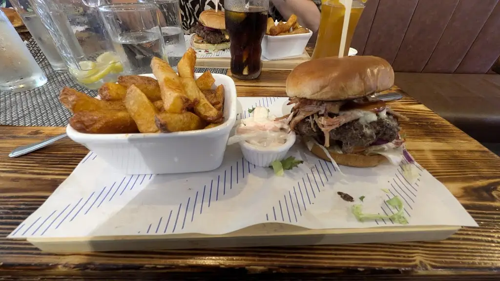 Menu_Raph's Lounge_Cottingham_image_6