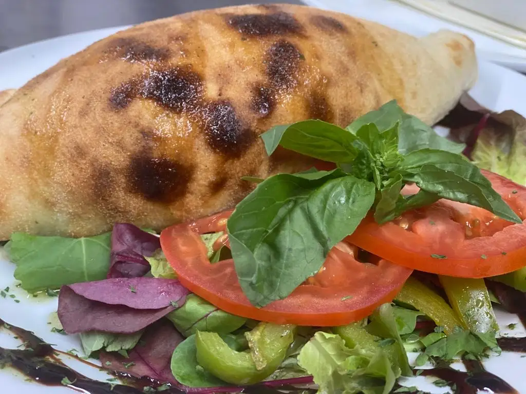 Raph's Lounge_Cottingham_slider_image_3