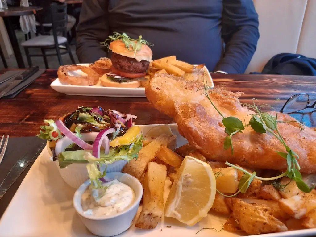 Menu_Cassiel Bar and Kitchen_Cottingham_image_6