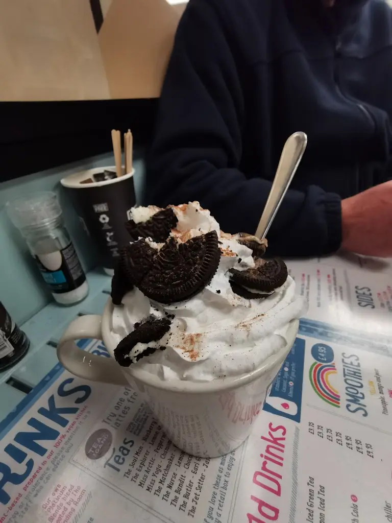 Menu_Blondes_Cottingham_image_7