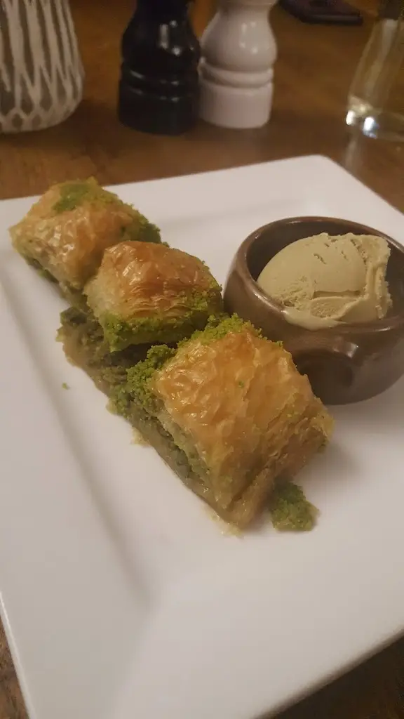 Menu_Meze Bar & Grill_Cottingham_image_7