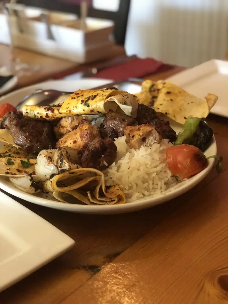 Roy _Meze Bar & Grill_Cottingham_review