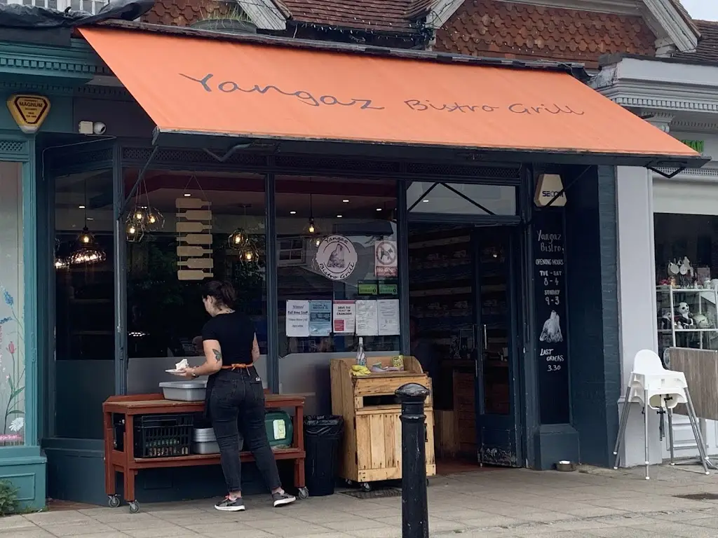 Yangaz bistro grill_Cranleigh_slider_image_3