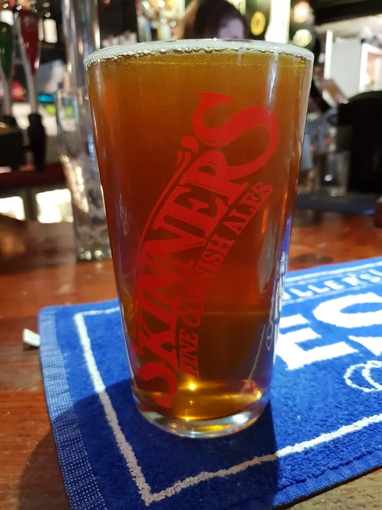 Menu_The Three Horseshoes_Cranleigh_image_6