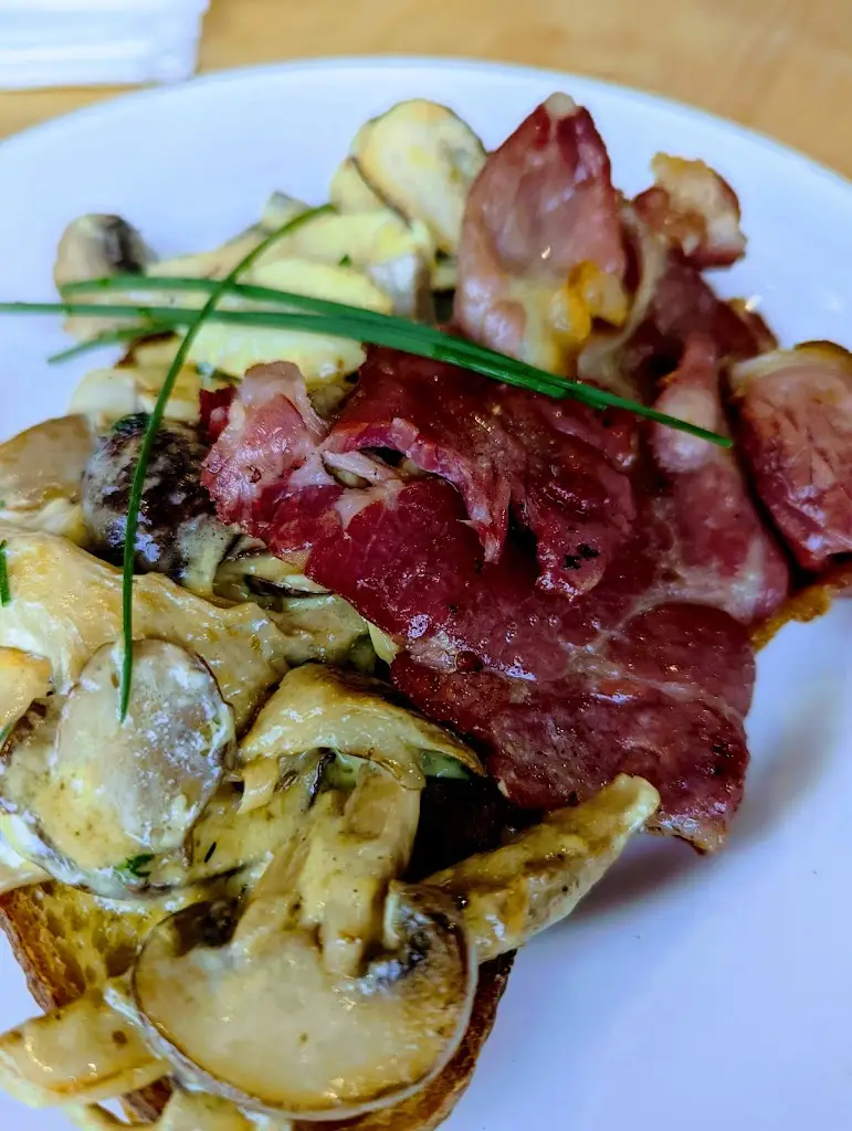 George_Wild & Green Kitchen_Cranleigh_review