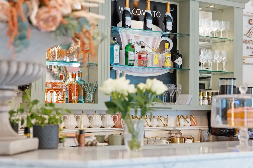 Joanna's Boutique Tearoom Cranleigh restaurant in Cranleigh