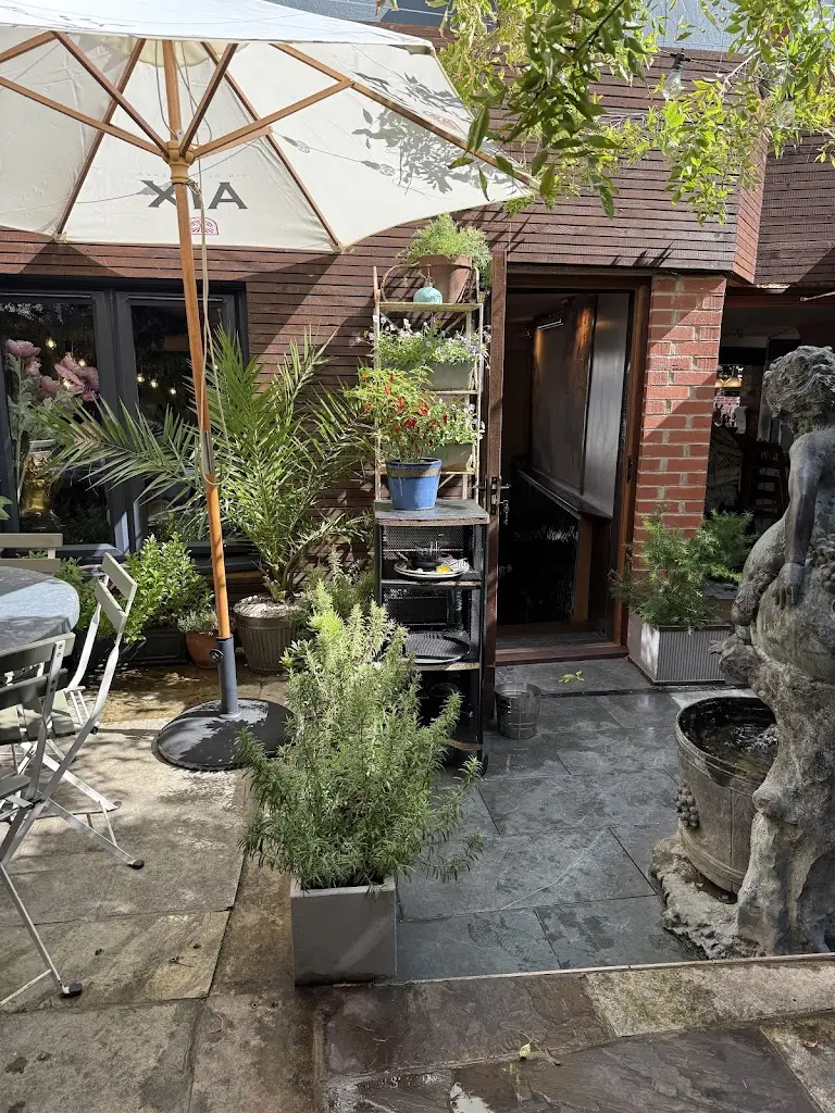 Anil Jain_The Garden_Cowes_review