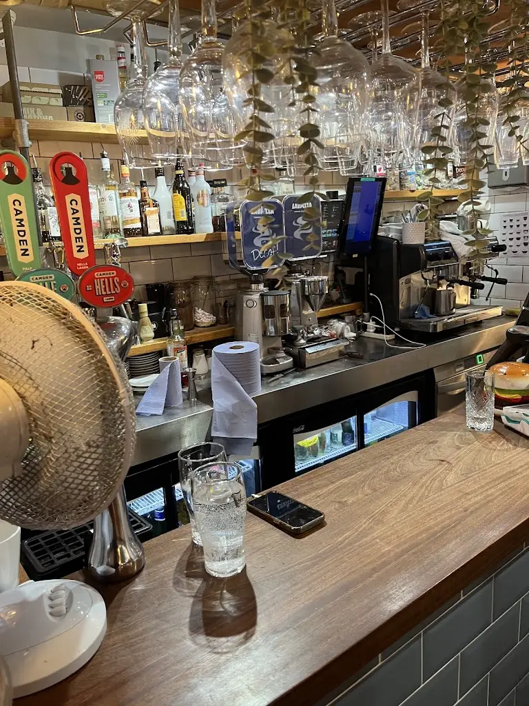 James Topping_Harbour Kitchen_Cowes_review