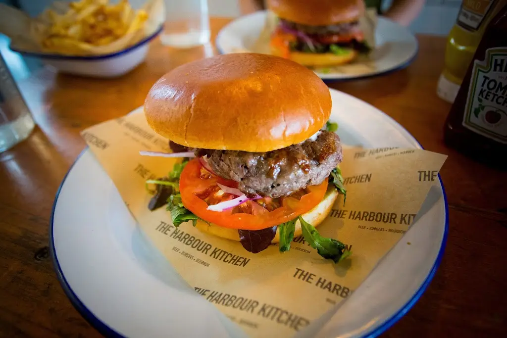 Harbour Kitchen_Cowes_slider_image_2