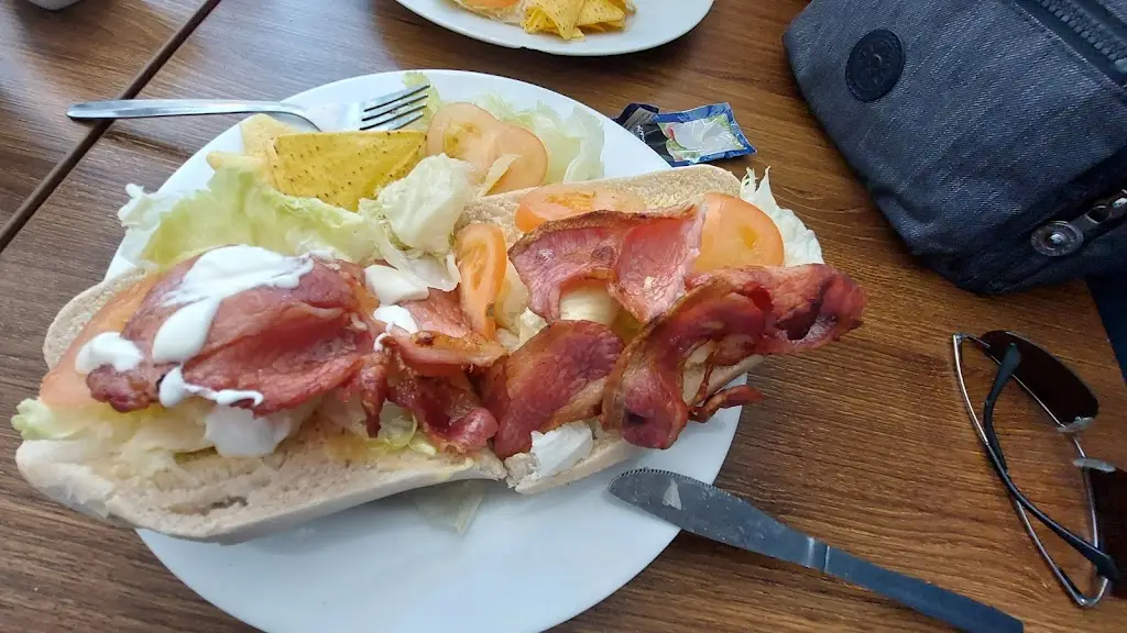 Menu_Sails of Cowes_Cowes_image_9