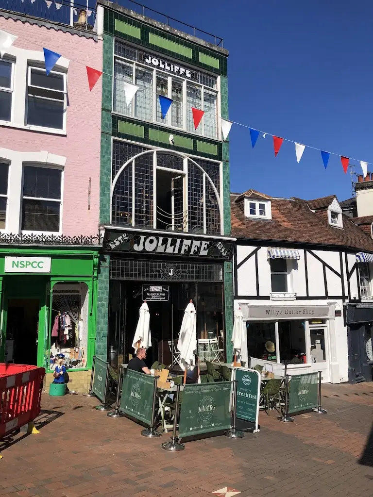 zane cohen_Jolliffes Eatery_Cowes_review