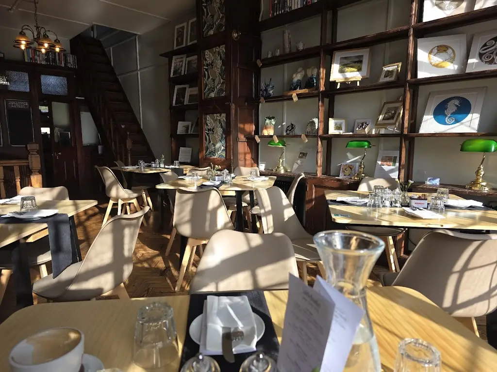 Jolliffes Eatery_Cowes_slider_image_2