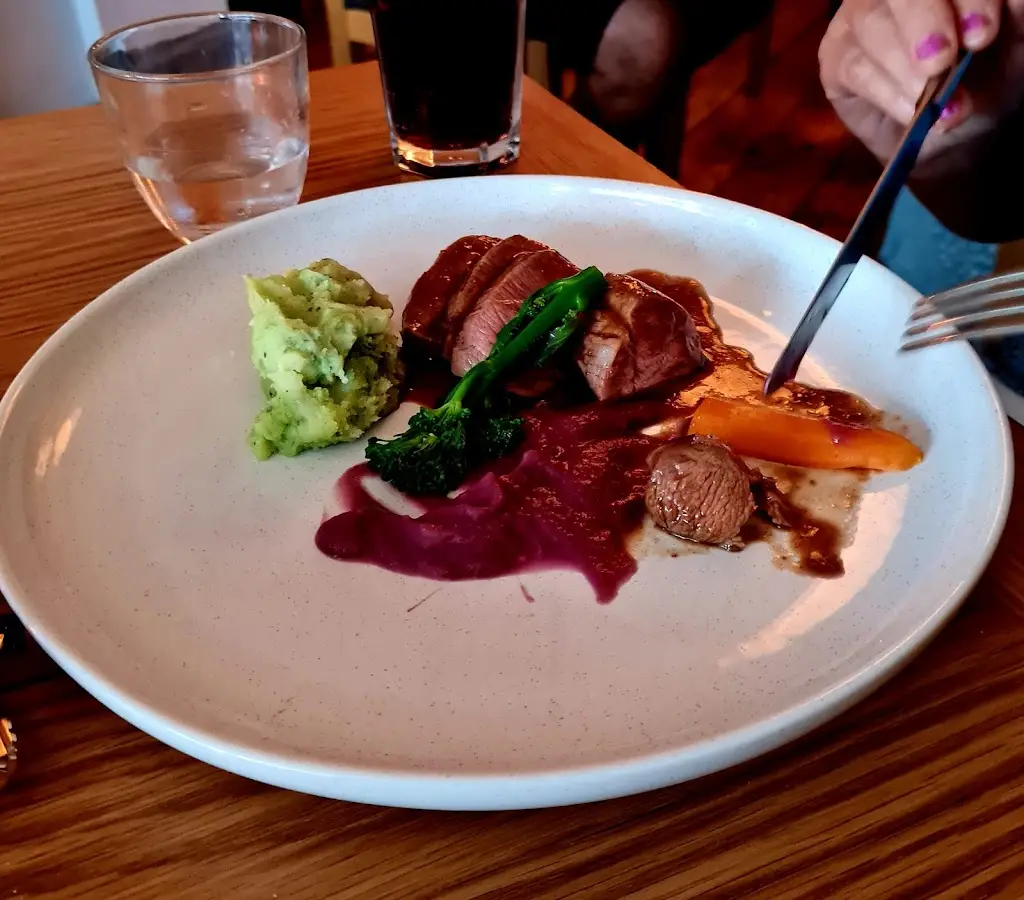 Menu_Number 3_Cowes_image_4