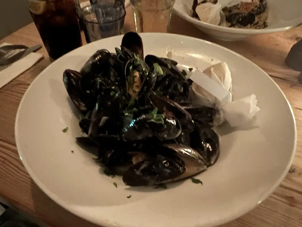 The Coast Bar & Dining Room_Cowes_slider_image_3