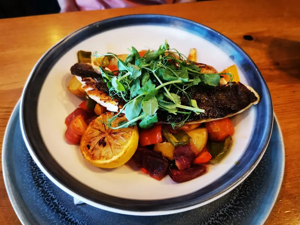 Menu_Pier View_Cowes_image_9