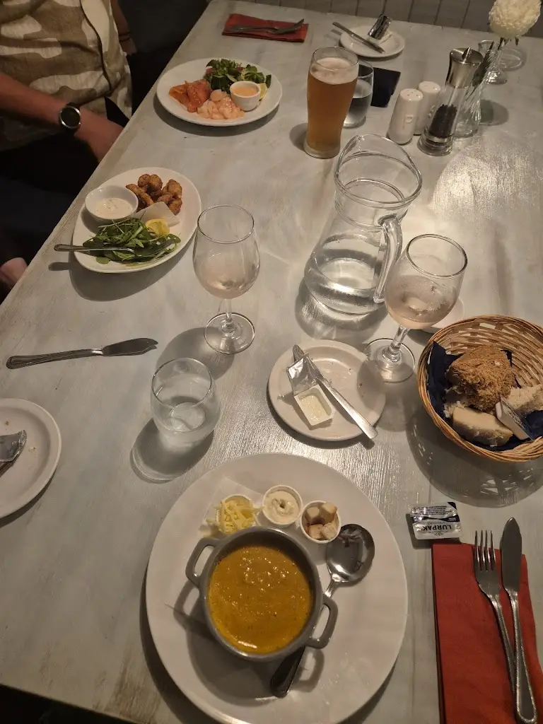 Sharon Hutchby_Murrays Seafood Restaurant_Cowes_review