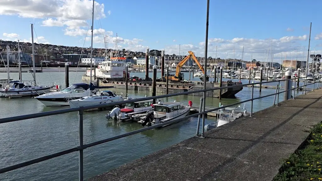 RR Skye_The Lifeboat_Cowes_review