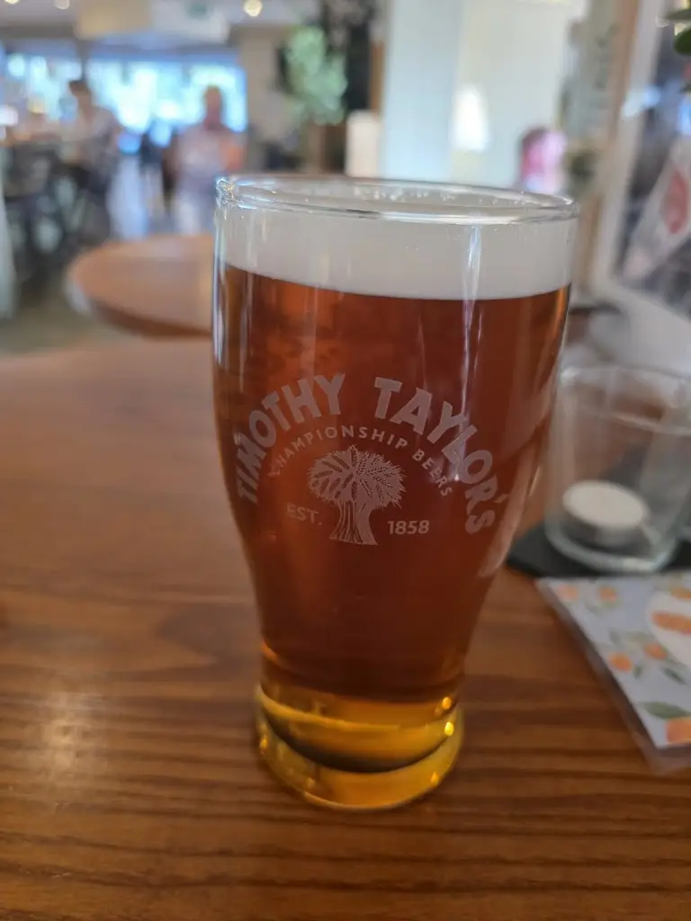 Dave Purcell_The Lifeboat_Cowes_review