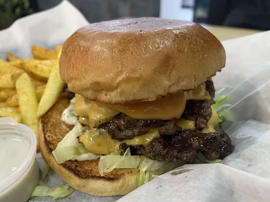 Musab Çoban_New Haw Burger&Chicken_Addlestone_review