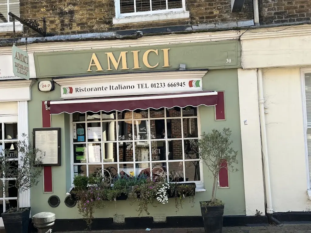 Amici_Ashford_slider_image_1