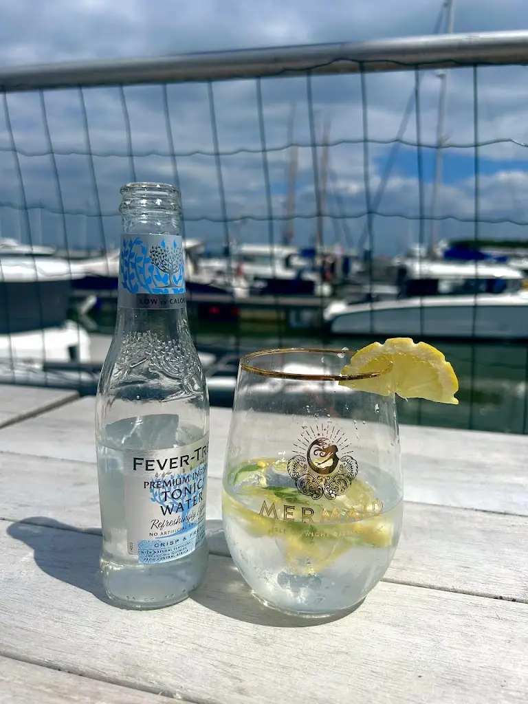 Menu_Pontoon View Bar_Cowes_image_6