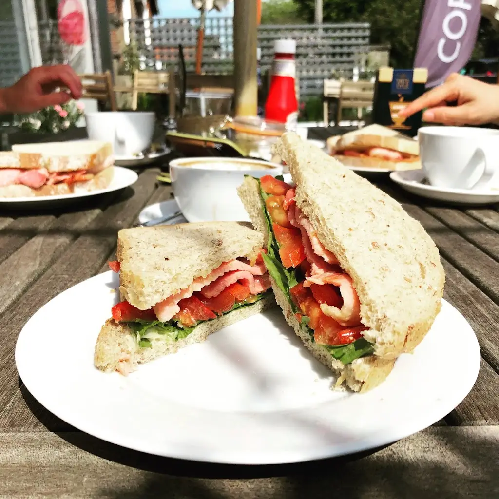 Menu_Gurnard Press Bistro_Cowes_immagine_6