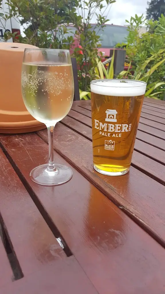 Menu_Ember Woodpecker_Cowplain_image_1