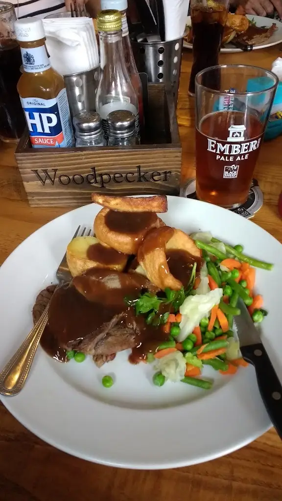 Menu_Ember Woodpecker_Cowplain_image_8