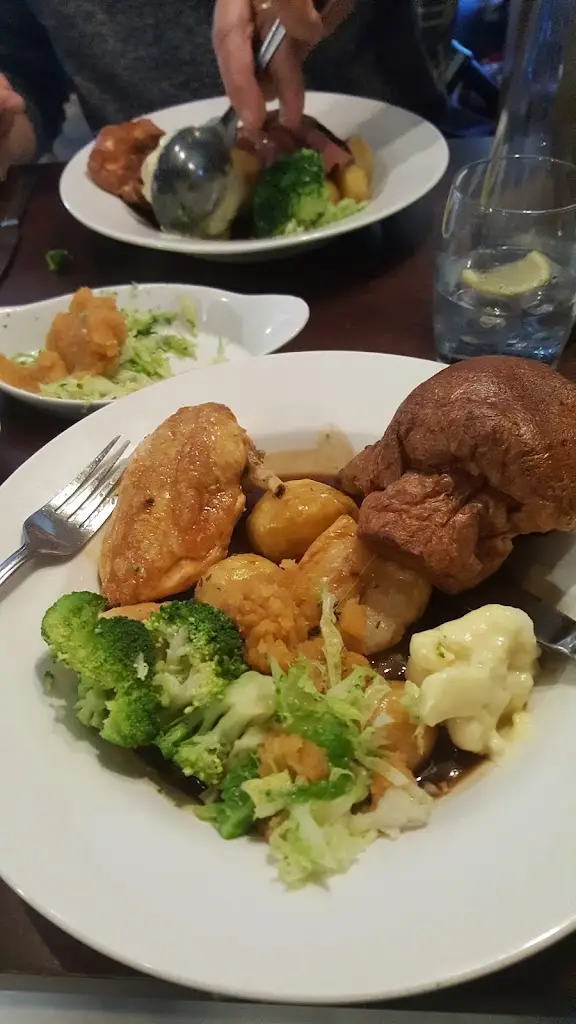 Menu_The Bird in Hand_Cowplain_image_5