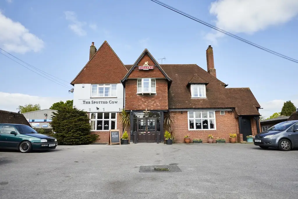 The Spotted Cow, Waterlooville_Cowplain_slider_image_3