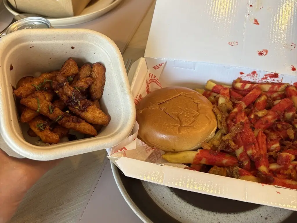 Ren Tilley_Five Bhais_Cowplain_review