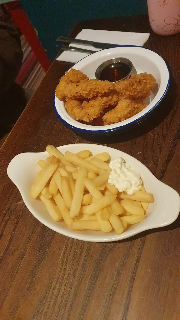 Regina Phalange_Heron_Cowplain_review