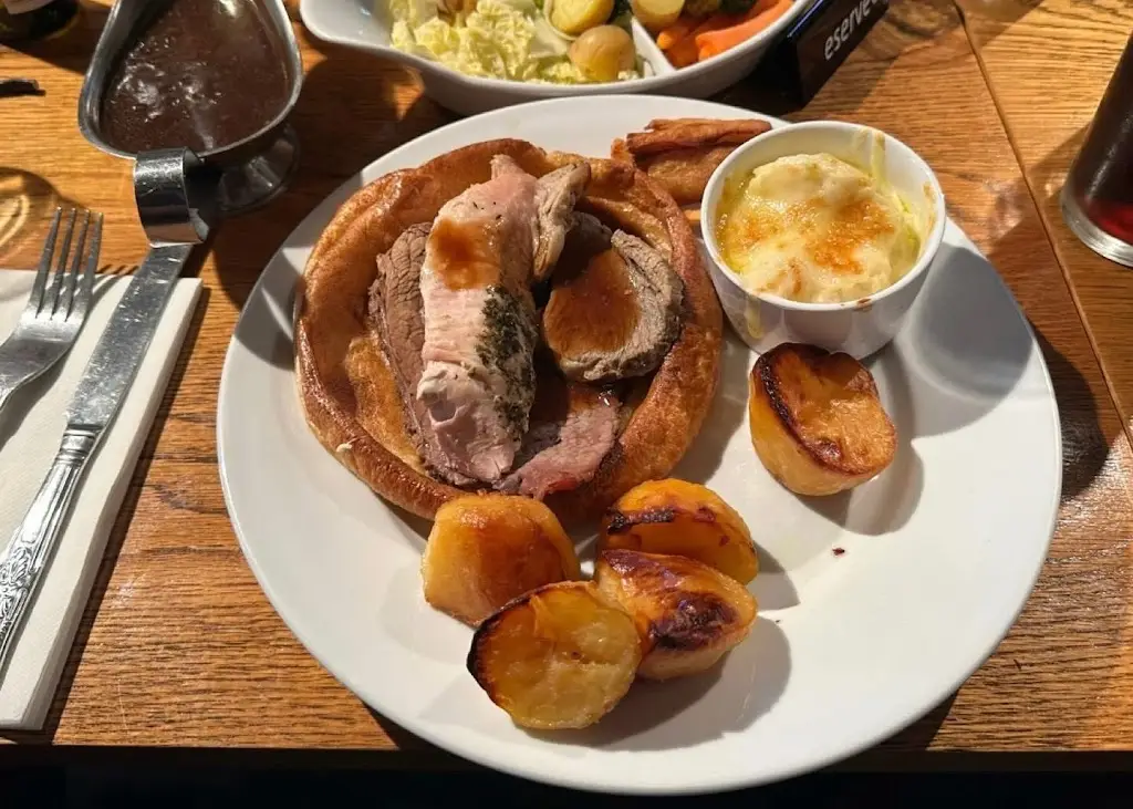 Riverside Inn_Ashford_slider_image_2