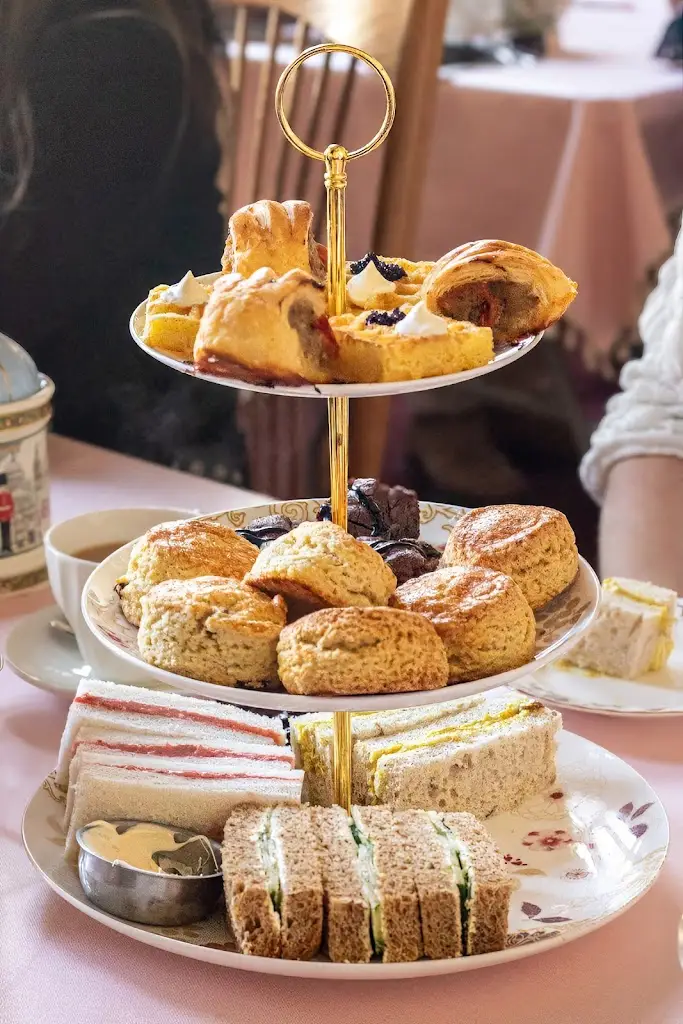 Emma Freer_The Sessions House_Cowbit_review