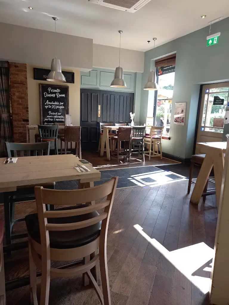 The Kitchen Inn_Cowbit_slider_image_1