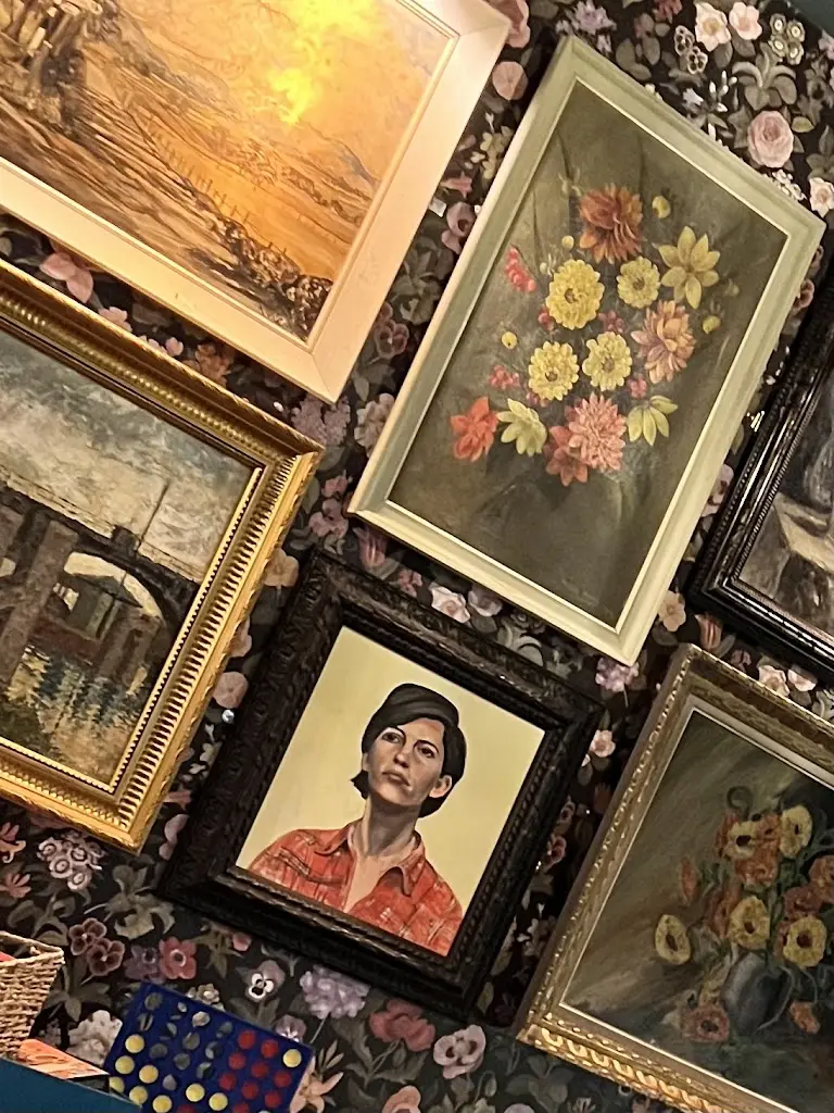 S G_Petalo Lounge_Cowbit_review