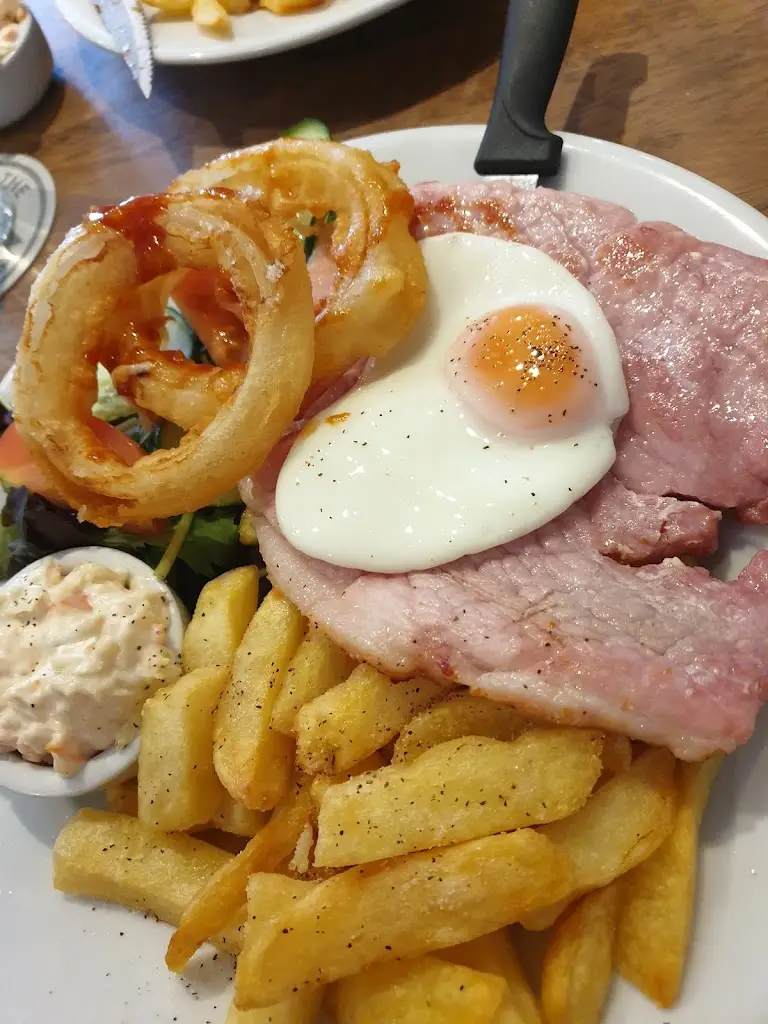 The Moorings_Cowbit_slider_image_3