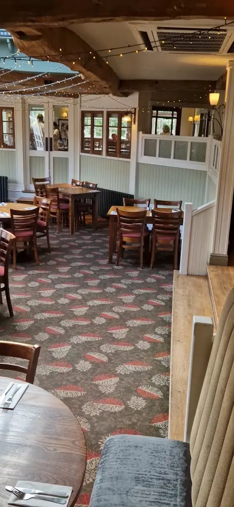 Conningbrook - Ashford_Ashford_slider_image_2