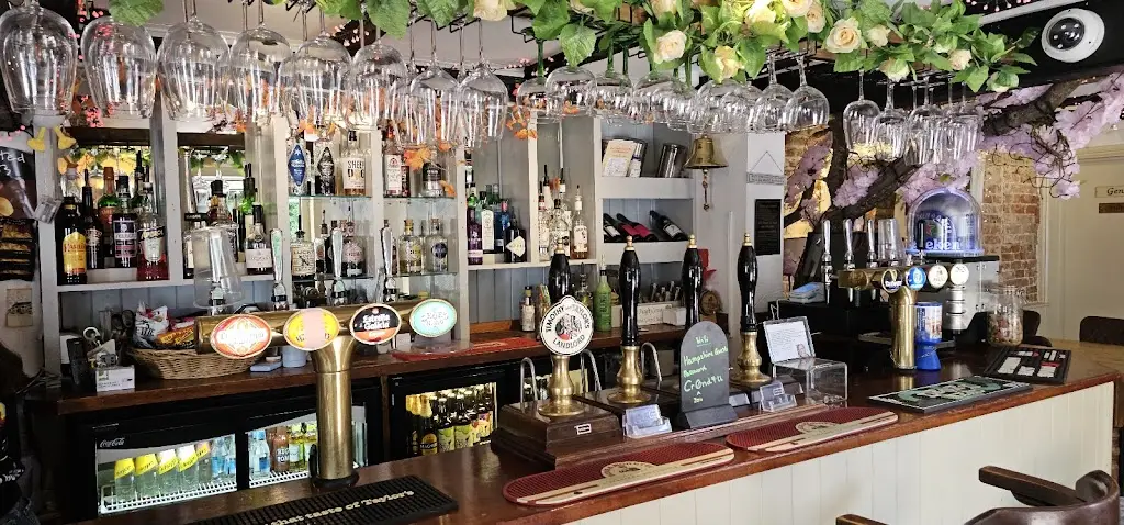 John Simpson_The Hampshire Arms_Crondall_review