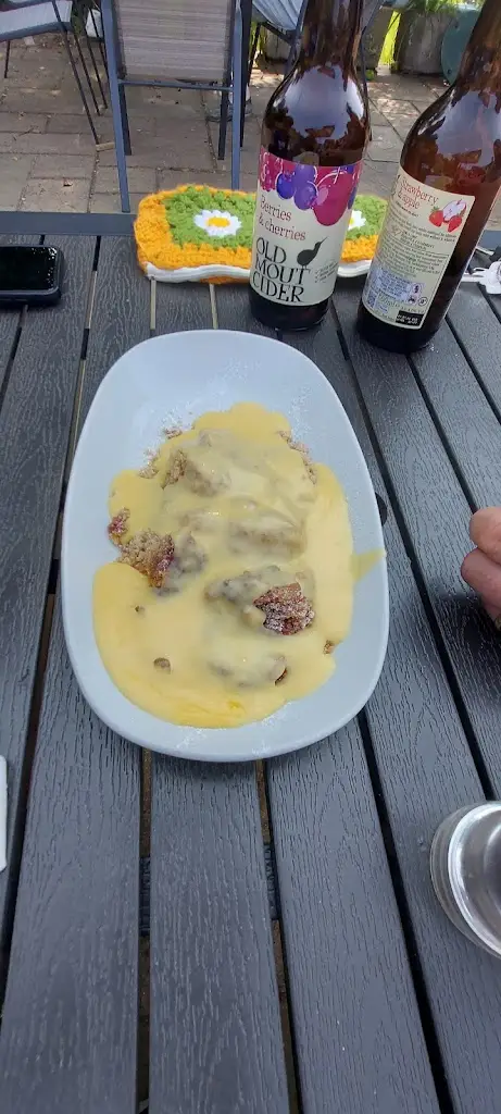 Emmylou_The Hampshire Arms_Crondall_review