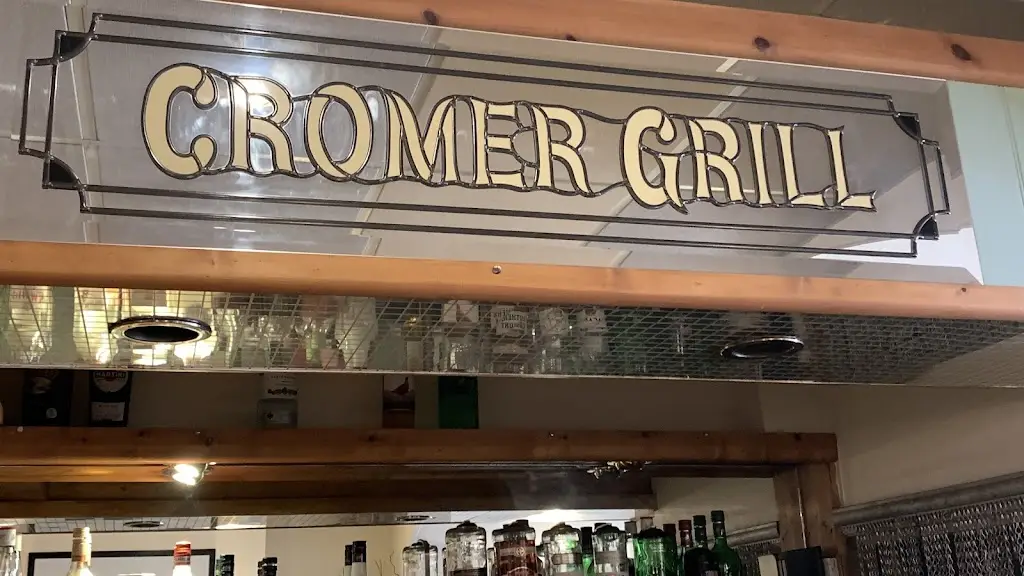 Sing Yan, William Leung_The Garden Street Grill_Cromer_review