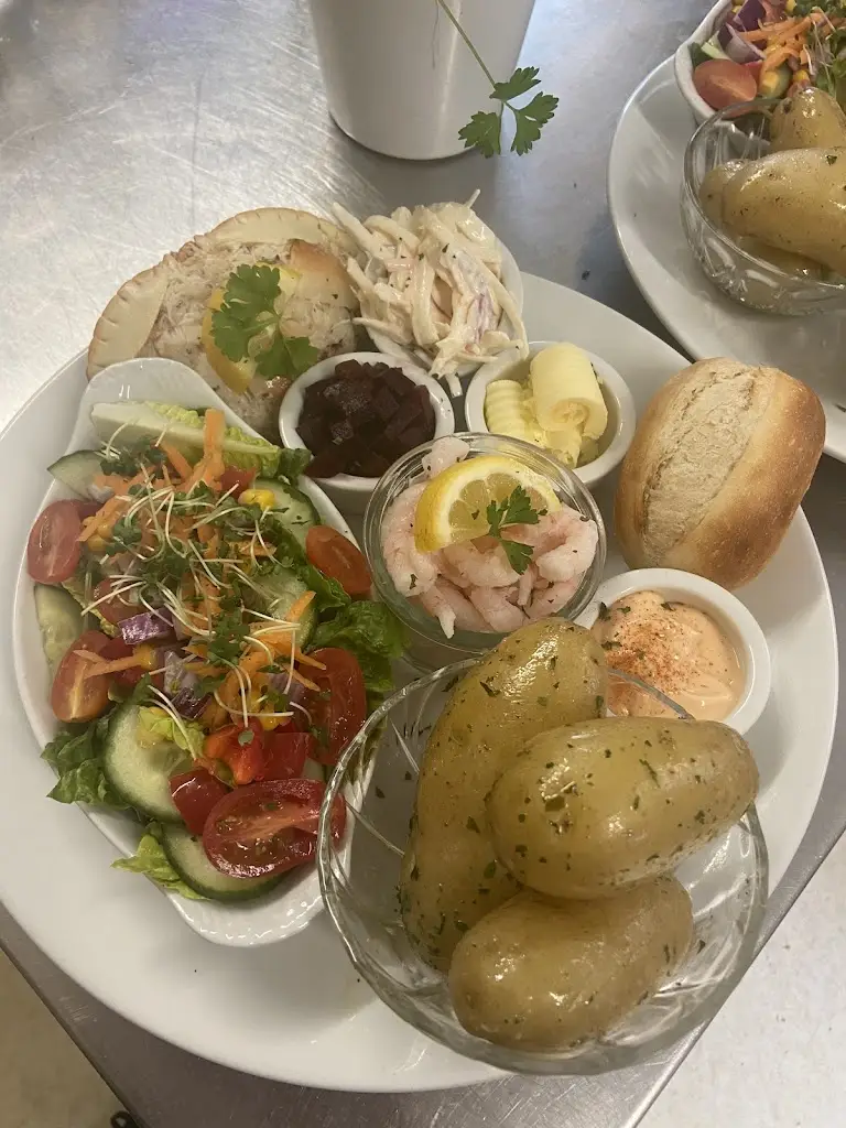 Browne's On Bond Street_Cromer_slider_image_3