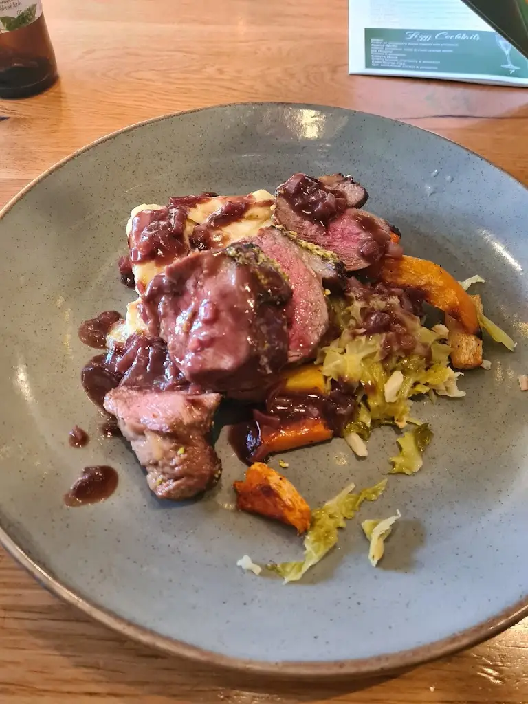 Menu_Tree House_Crosby_image_8