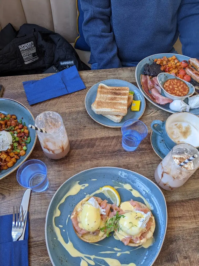 Menu_Azul Monkey_Crosby_image_5